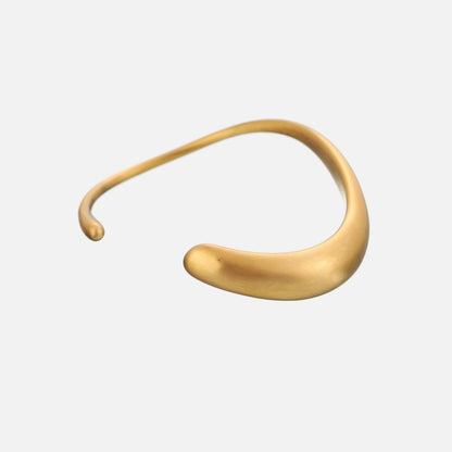 Curve Bracelet