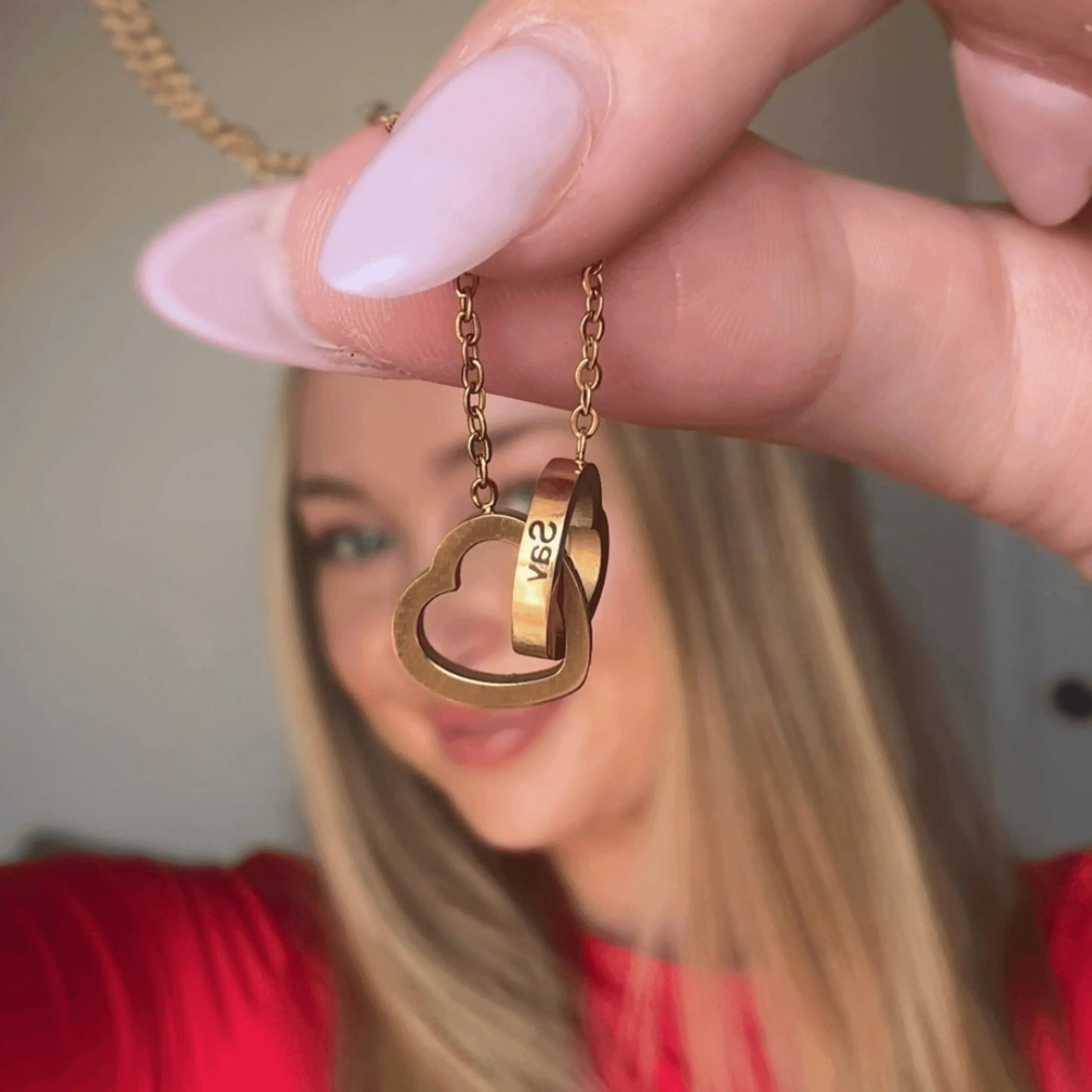 Signature Rose Box with Engraved Necklace