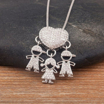 PERSONALIZED CHILDREN’S HEART NECKLACE WITH ZIRCONIA STONES