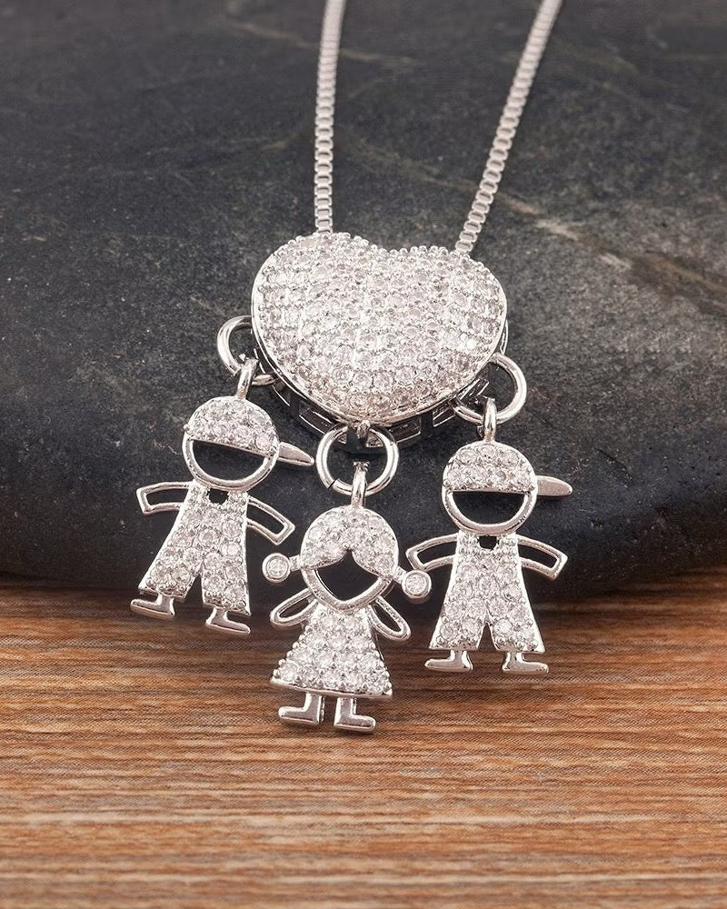 PERSONALIZED CHILDREN’S HEART NECKLACE WITH ZIRCONIA STONES